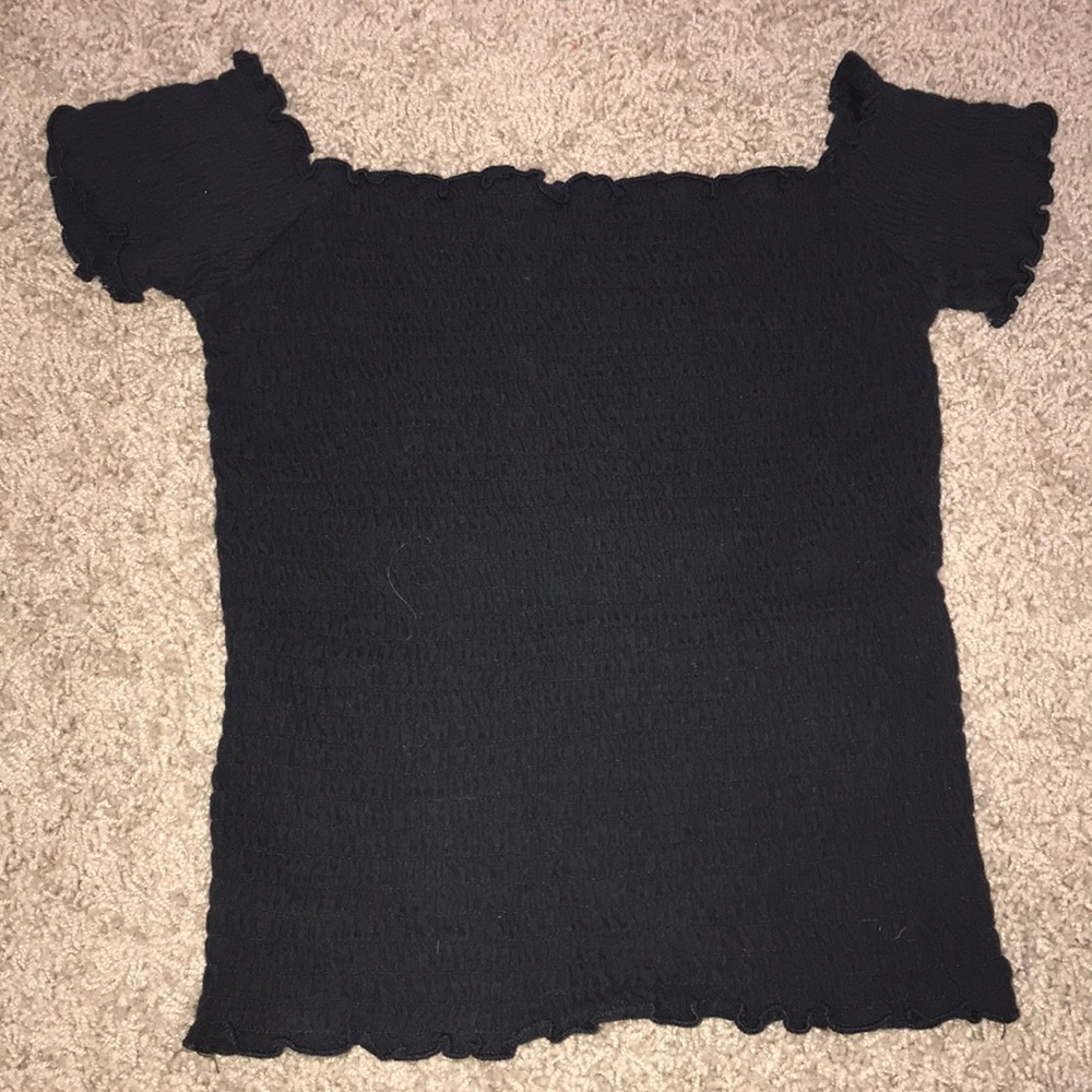 black crop top